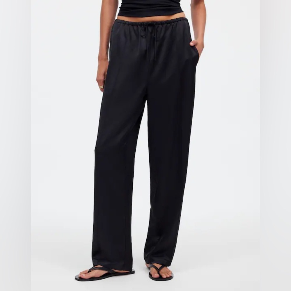 Madewell Pintucked Slim Pull-On Pants in Satin size Small